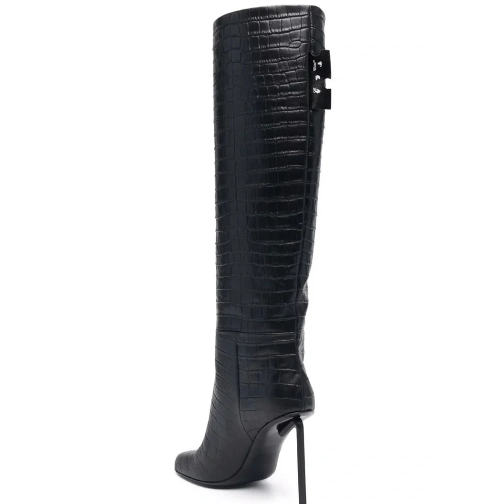 Off-Whit Boots - Picture 2 of 3